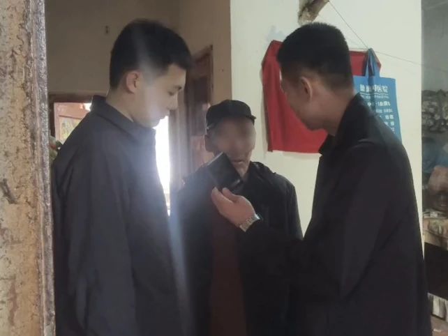 3.jpg